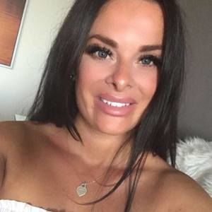 Meet your Posher, Adele